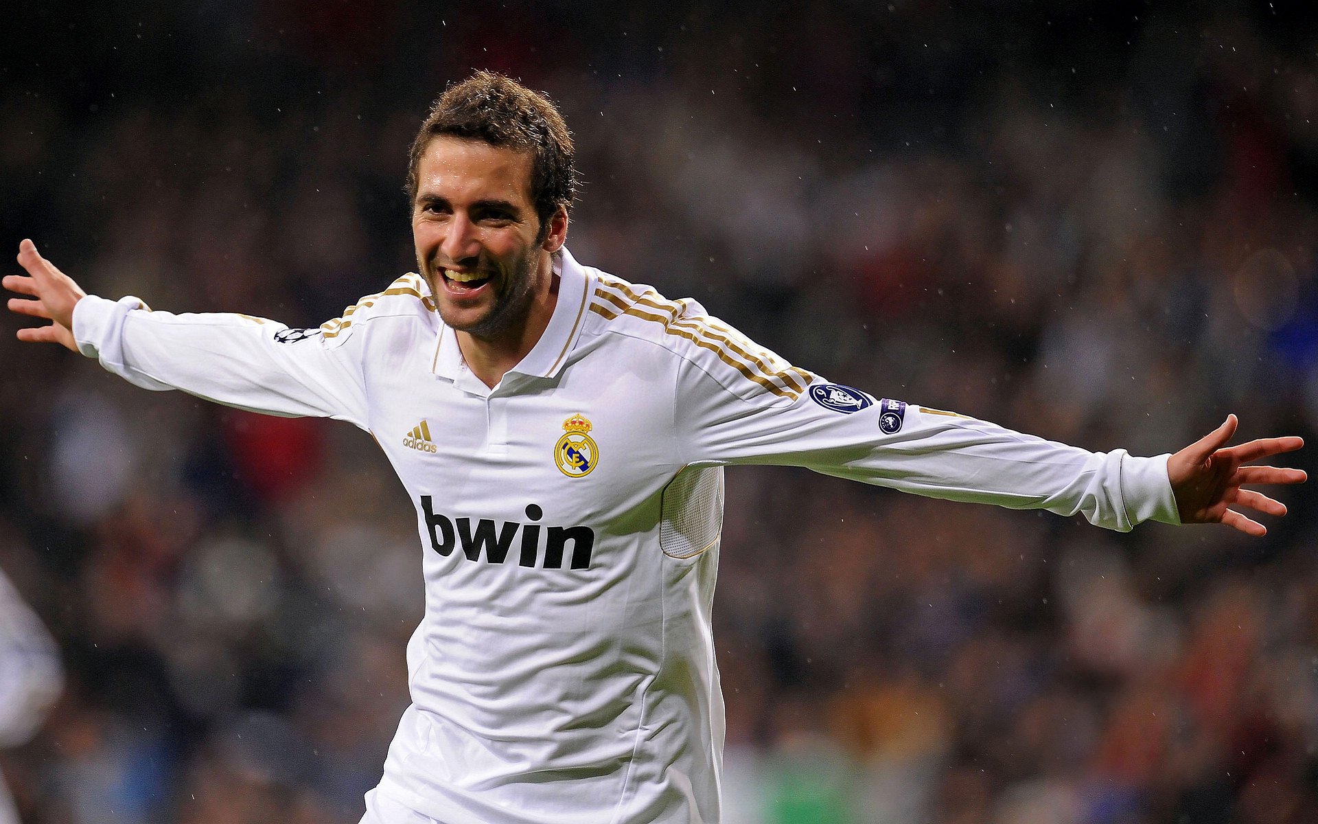 俱乐部引入智能运动装备提高训练精准性,俱乐部如何运营发展