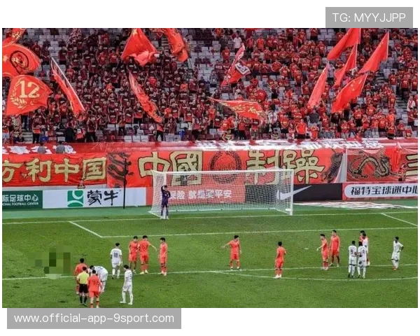 中国足球国家队强化技术动作规范性，中国足球基本功