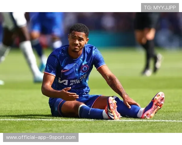 切尔西球员纪律严明，无红黄牌困扰，切尔西的足球