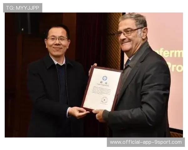 北大教授上榜福布斯后突遭不测，著名北大教授